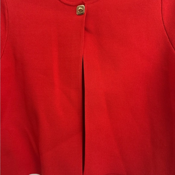 Zara Bold Red Knit short sleeve cardigan with Gold toggle Button.  Size medium - Picture 4 of 5